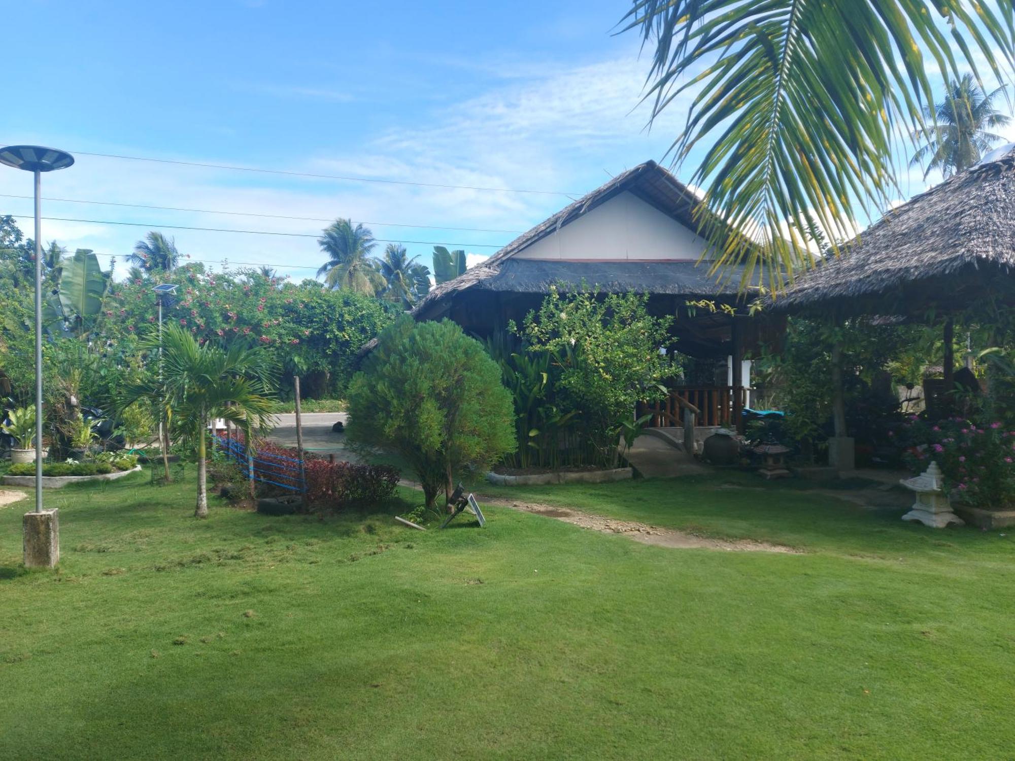 Gardenview Homestay Siargao Генерал-Луна Экстерьер фото